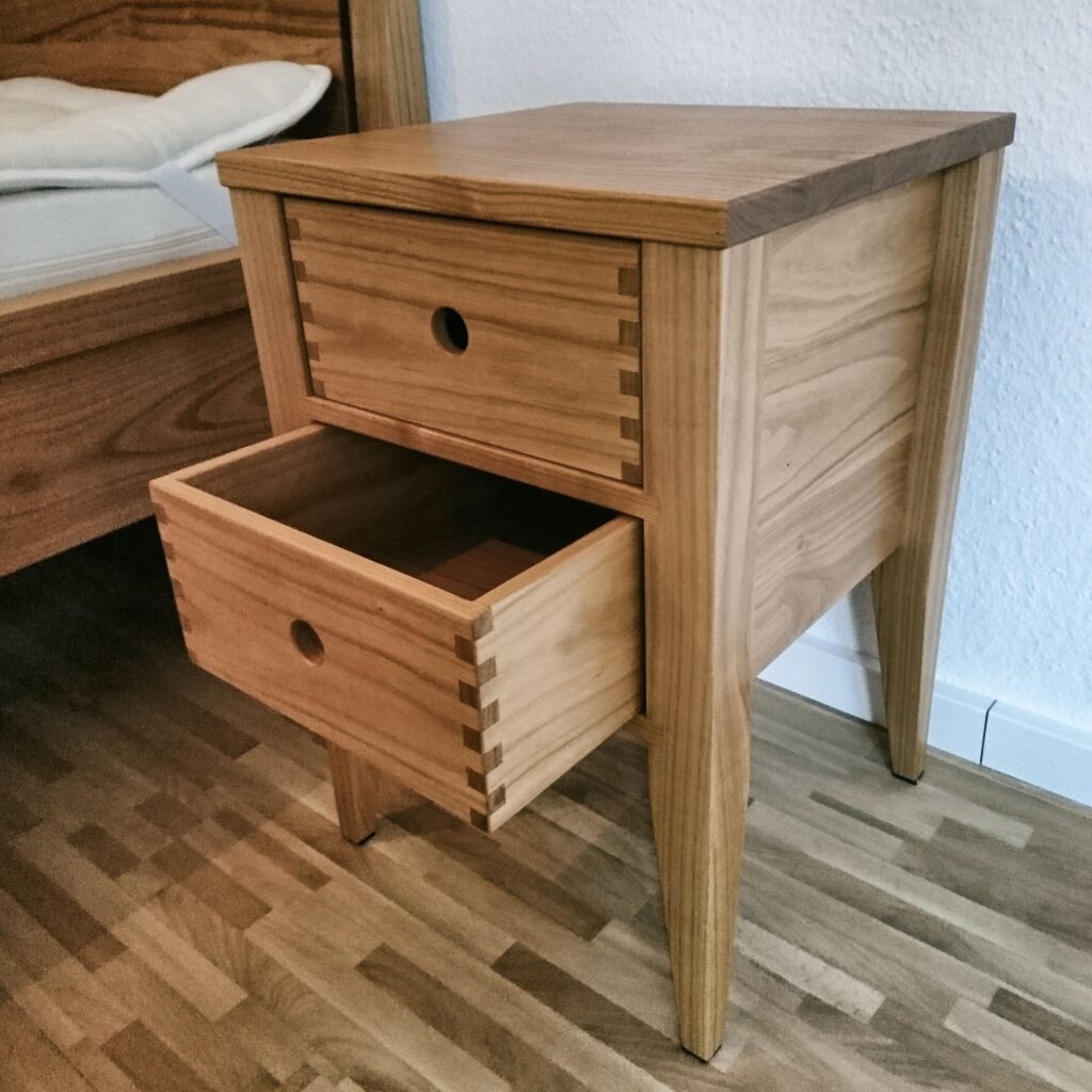bett und nachttisch (15)